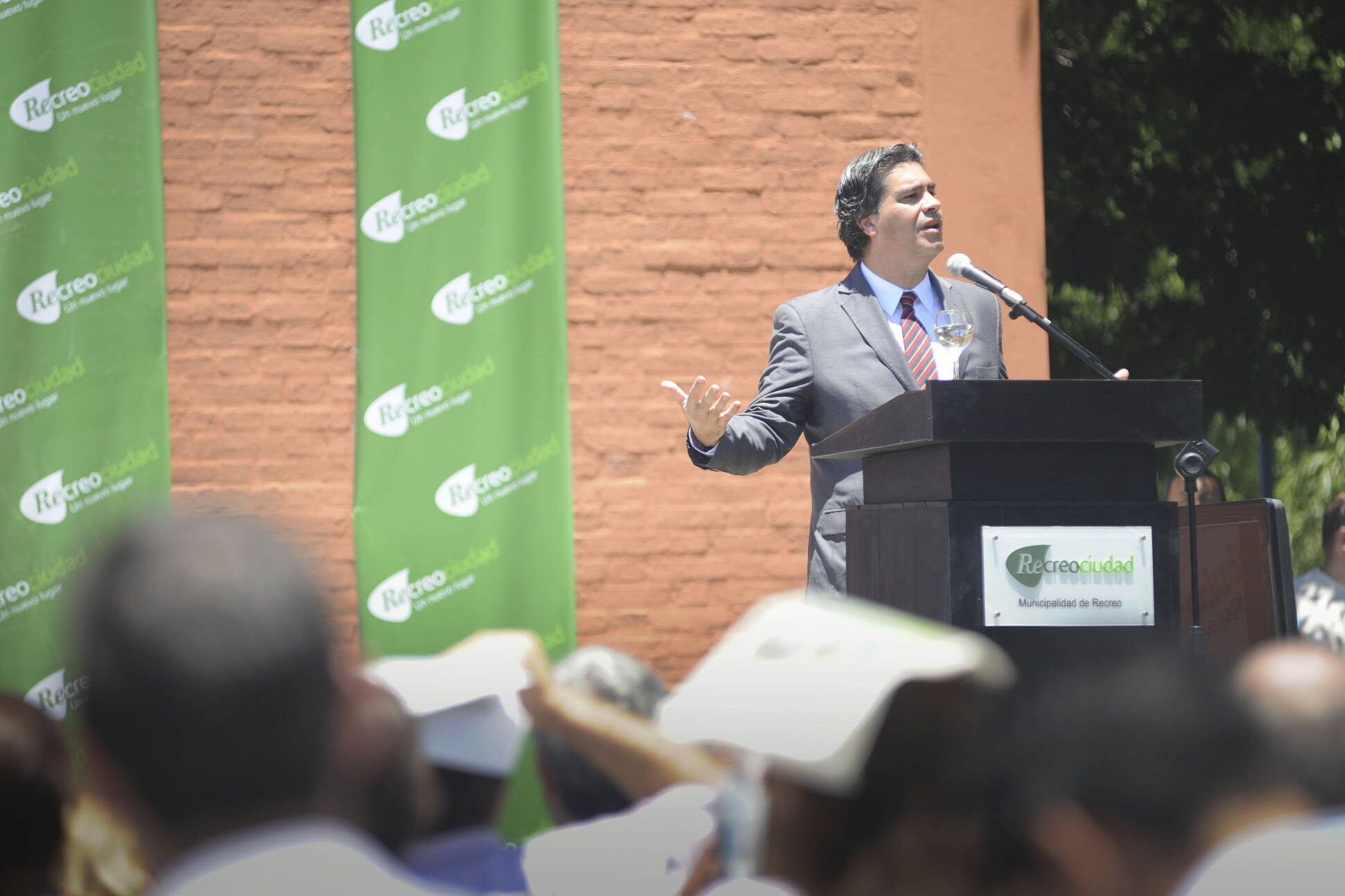 El Jefe de Gabinete recorrió obras en Recreo, Santa Fe